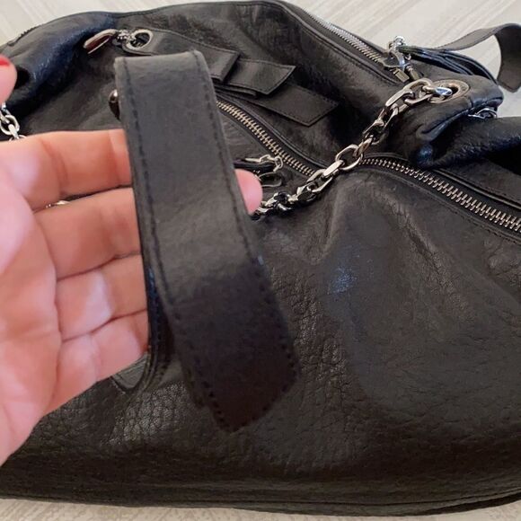 Christian Louboutin Blk Leather Zipper Cross Body - Picture 7 of 12